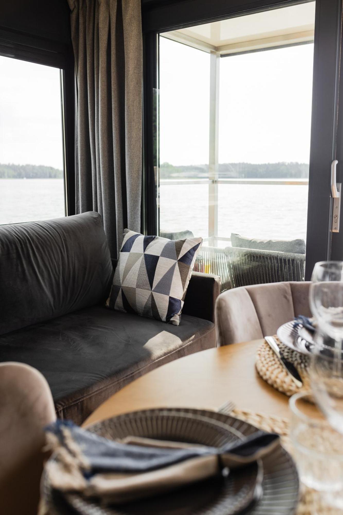 Domek Na Wodzie - Houseboat -Sauna, Taras Na Dachu, Dwie Sypialnie Mikołajki エクステリア 写真