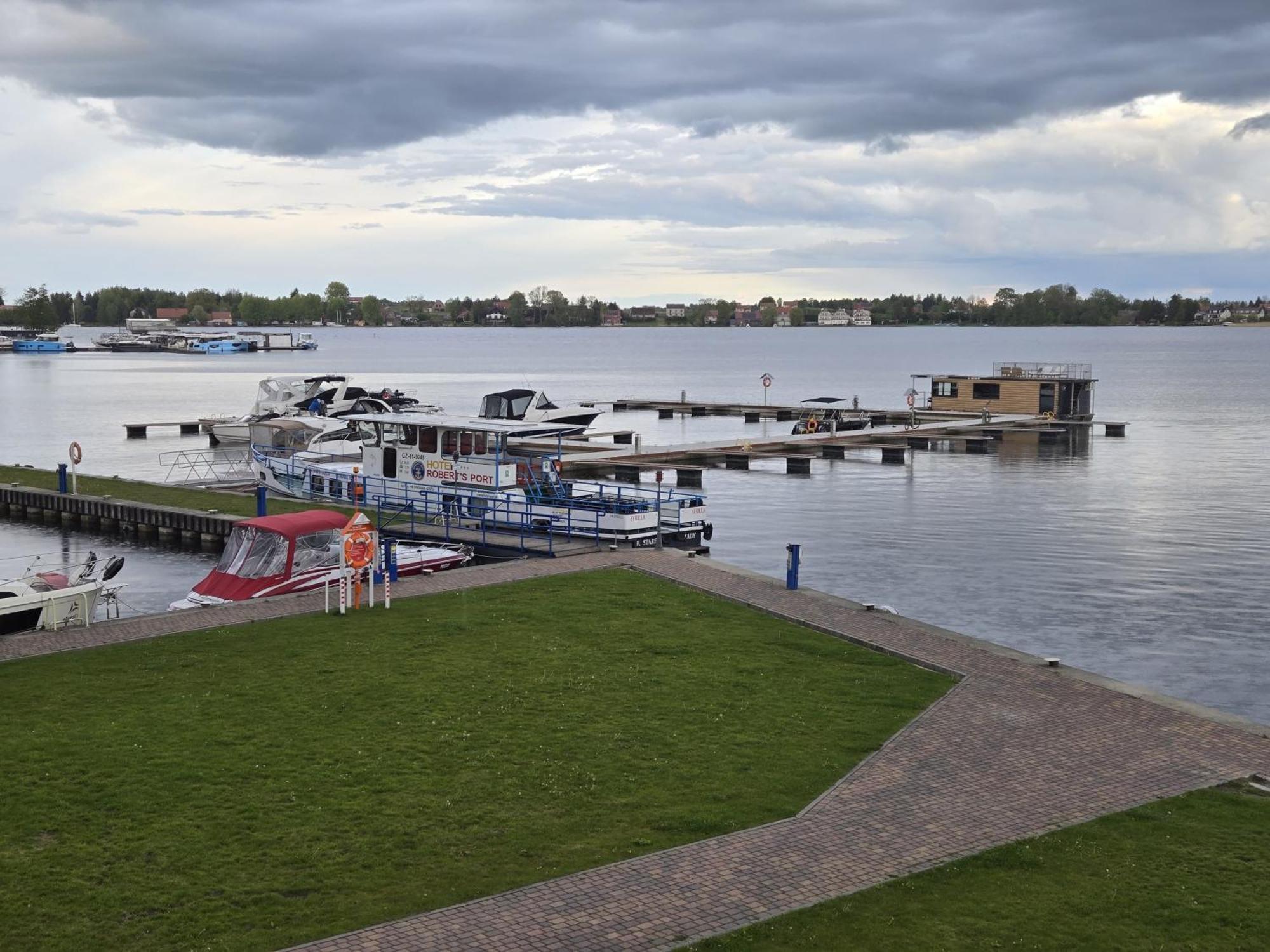 Domek Na Wodzie - Houseboat -Sauna, Taras Na Dachu, Dwie Sypialnie Mikołajki エクステリア 写真